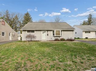 478 Riverside Ter, Rutherford, NJ 07070