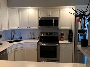 601 W 11th Ave APT 811, Denver, CO 80204