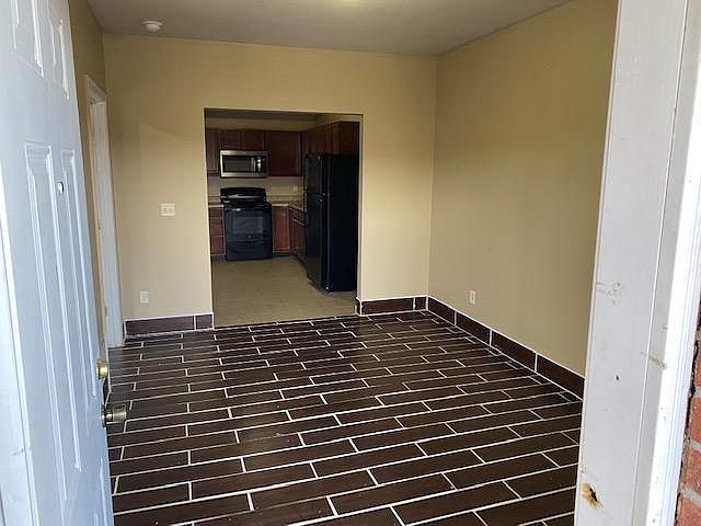 1st image of 166 S Killarney Ln APT 6