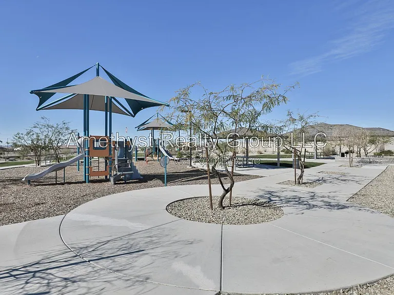 24642 W Flores Dr — Photo 33
