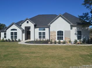 498 Double Gate Rd, Castroville, TX 78009