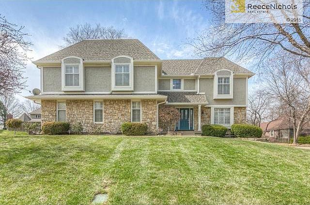 Welcome home to this updated move-in ready home.  New interior a