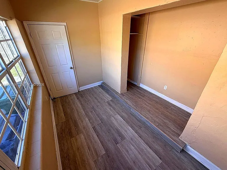14407 NE 5th Ave #14407 — Photo 7