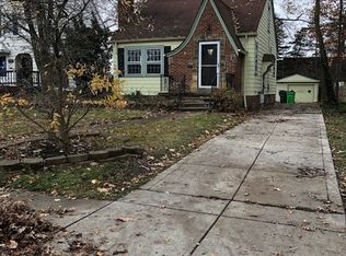 1377 Brookline Rd, Cleveland, OH 44121