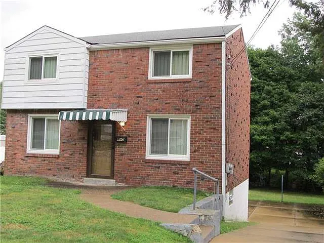 413 Janice Dr photo 1