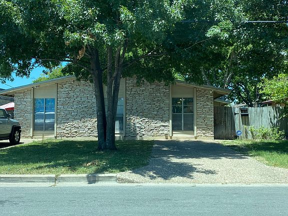 2nd image of 2210 Pasadena Dr #A