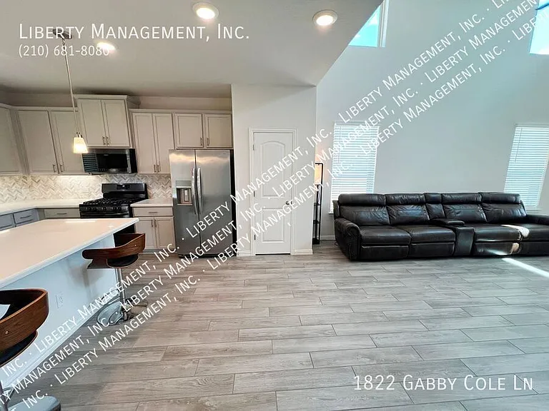1822 Gabby Cole Ln — Photo 16