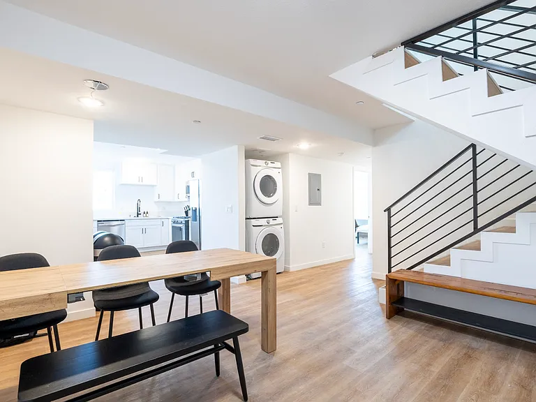 2642 Brighton Ave #3 — Photo 7