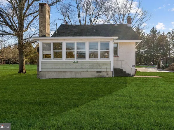 236 Church Rd, Medford, NJ 08055
