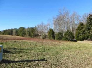 104 Roundstone Dr, Inman, SC 29349