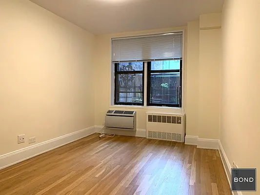 Rented by Bond New York | media 6