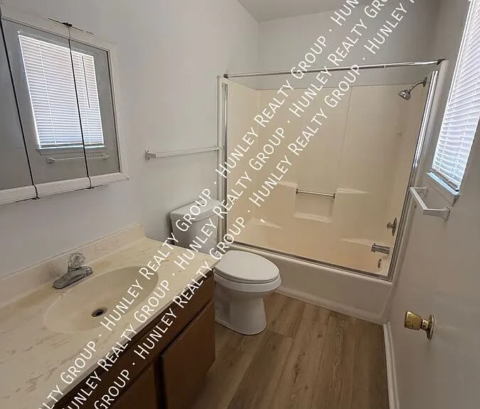 15975 Calandria Way — Photo 10