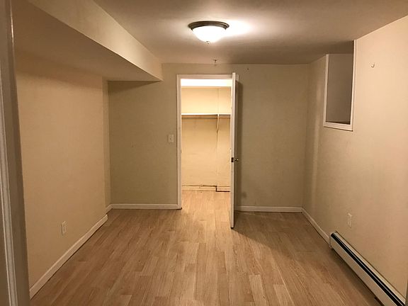 3rd image of 131 Highland Ave