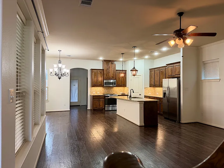 1014 Lone Ivory Trl — Photo 18