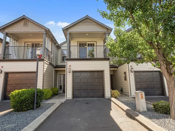 2210 E Barnett Rd Suite 7, Medford, OR 97504