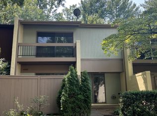 11625 Newbridge Ct, Reston, VA 20191