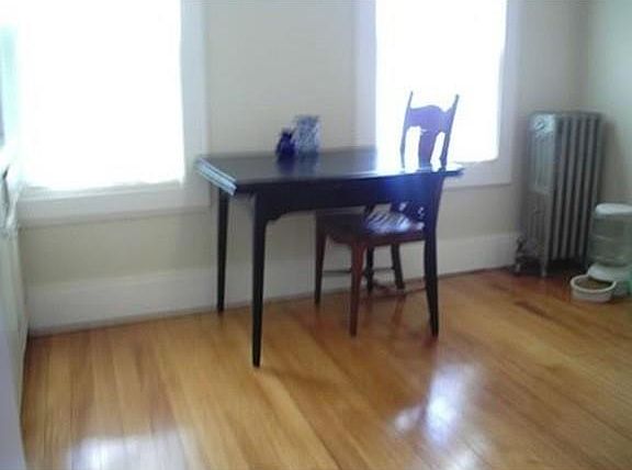3rd image of 26 Chapel Ct #3