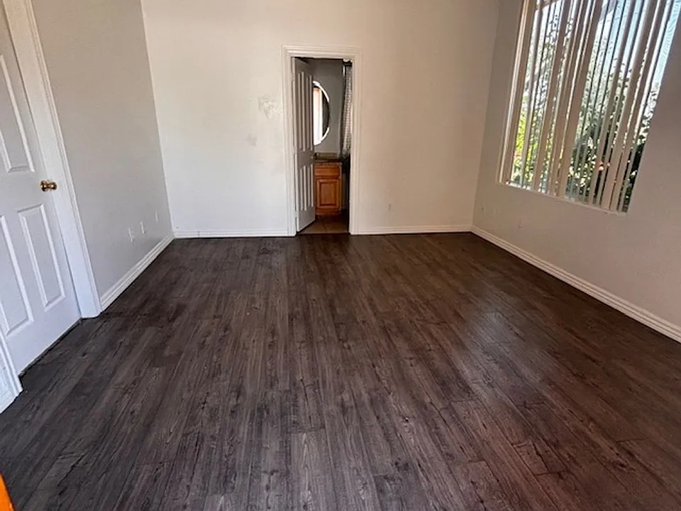 1415 S Mill Ave