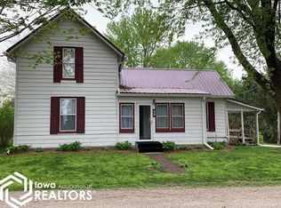 408 E Front St, Wayland, IA 52654