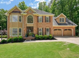 816 Bermuda Run, Woodstock, GA 30189