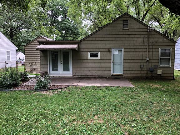 3rd image of 5410 Sherwood Dr