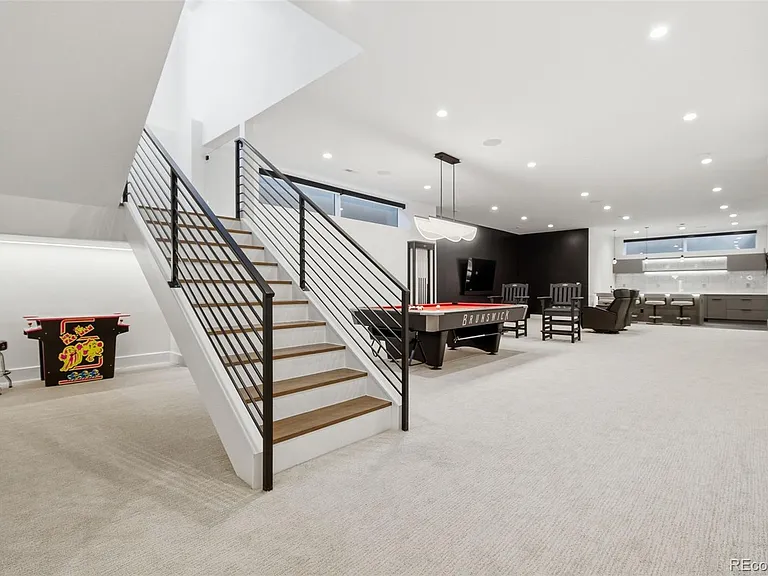 267 S Clermont St — Photo 33