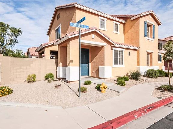 3rd image of 936 E Cantebria Dr