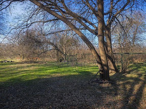 4th image of 10 S Holland Rd