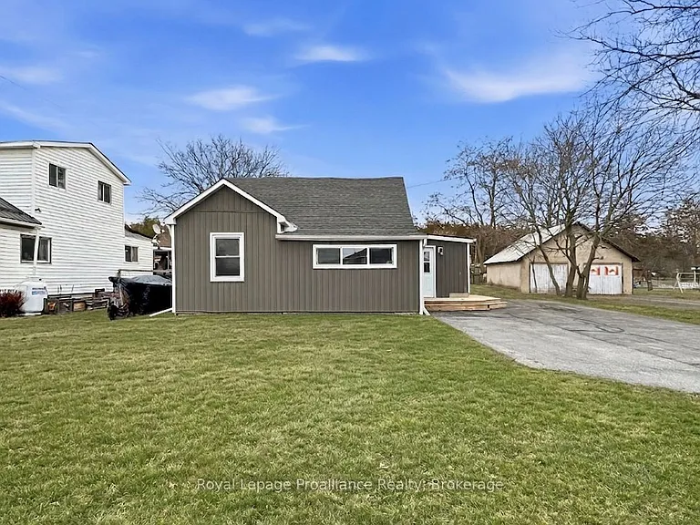91 Lywood St — Photo 36