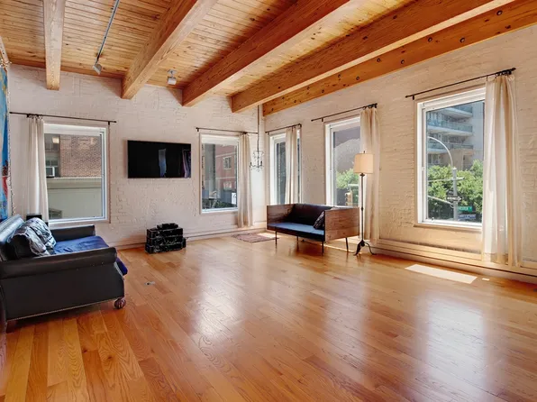 136 Baxter Street image 1 of 5