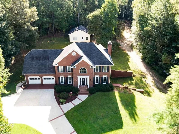 1761 Bishop Dr, Canton, GA 30115