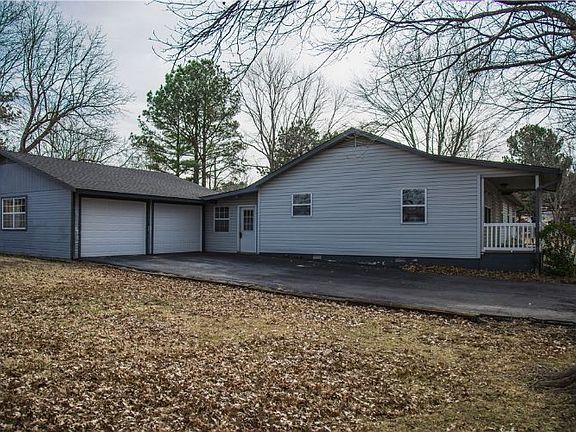 3rd image of 356 S Napier Ave