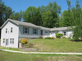 8 Pineview Dr, Greenwich, NY 12834