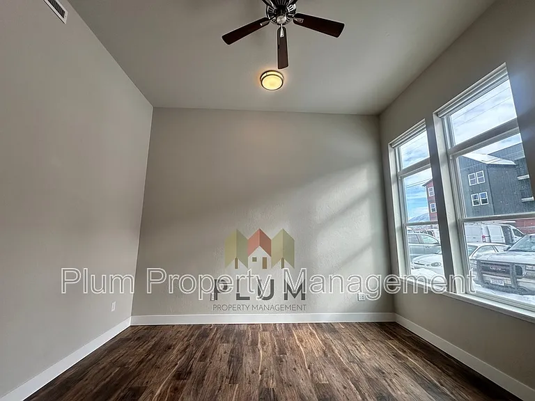 425 Michigan Ave #107 — Photo 17