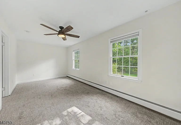 8 Oak Rd — Photo 24