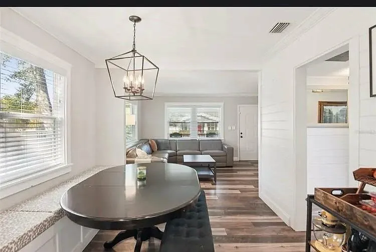 704 W Fribley St — Photo 7