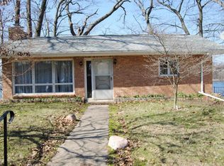 10154 Sycamore Beach Dr, Three Rivers, MI 49093