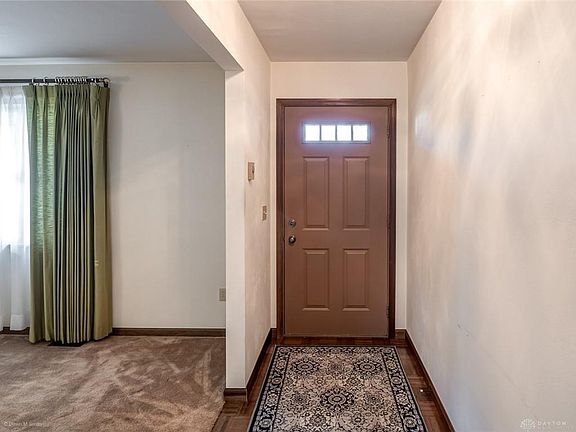 2nd image of 800 Golden Dr