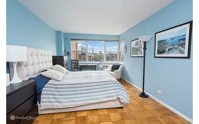 Rented by Douglas Elliman | media 15