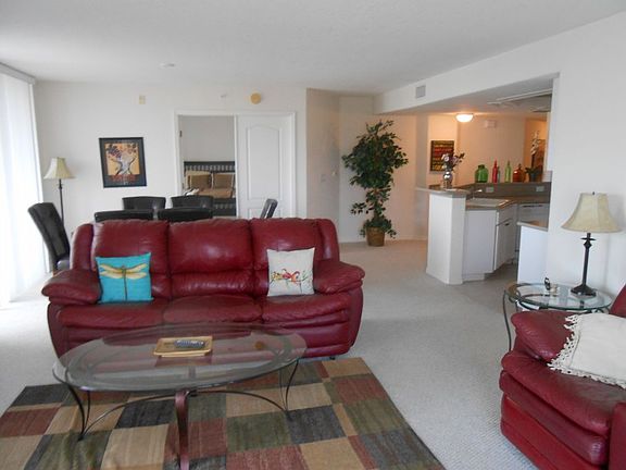 3rd image of 8903 Laguna Ln Unit 303