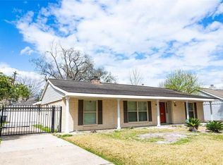 6026 McKnight St, Houston, TX 77035