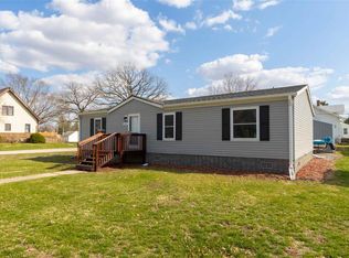 603 W Hilton St, Marengo, IA 52301