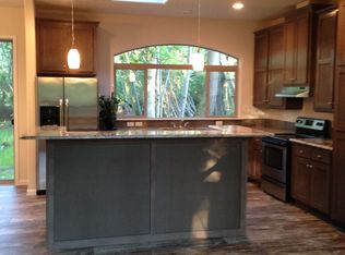 3870 Howard Ave, Bellingham, WA 98225