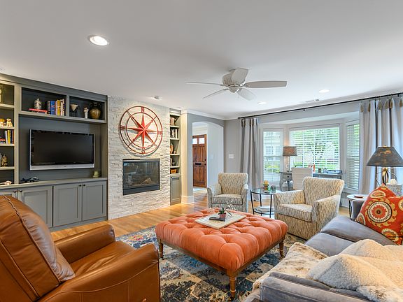 Ent. Center + Gas Fireplace