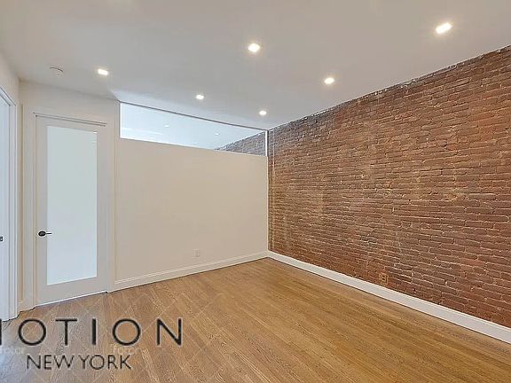 2nd image of 425 E 80th St APT 6D