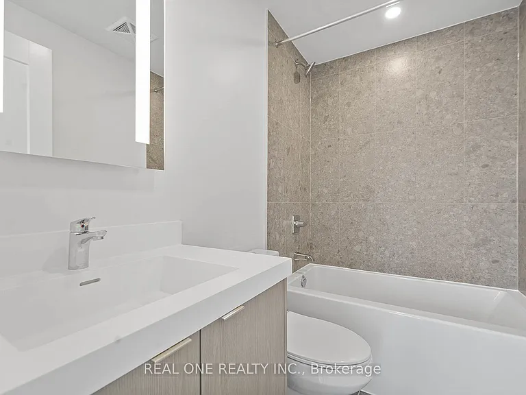 60 Central Park Dr #1602 — Photo 17