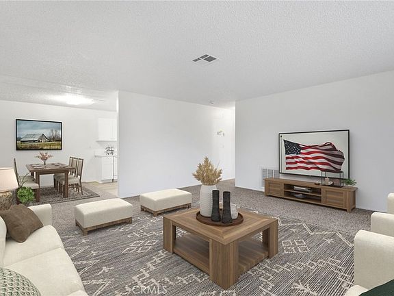 5th image of 22040 Aleut Rd