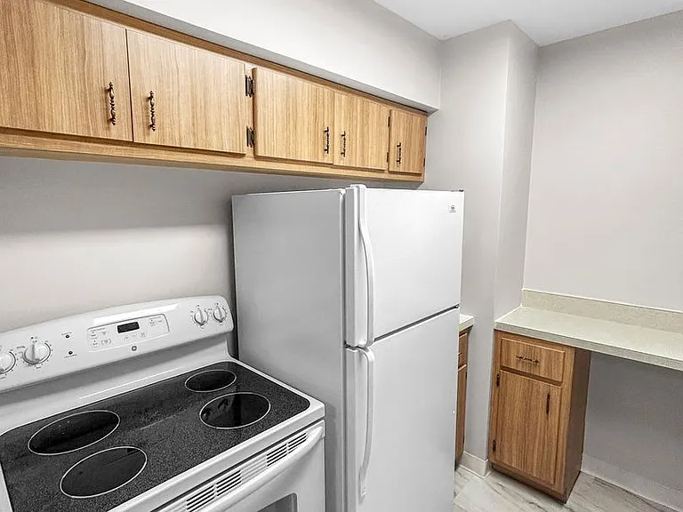 5085 Sanlin Dr — Photo 10