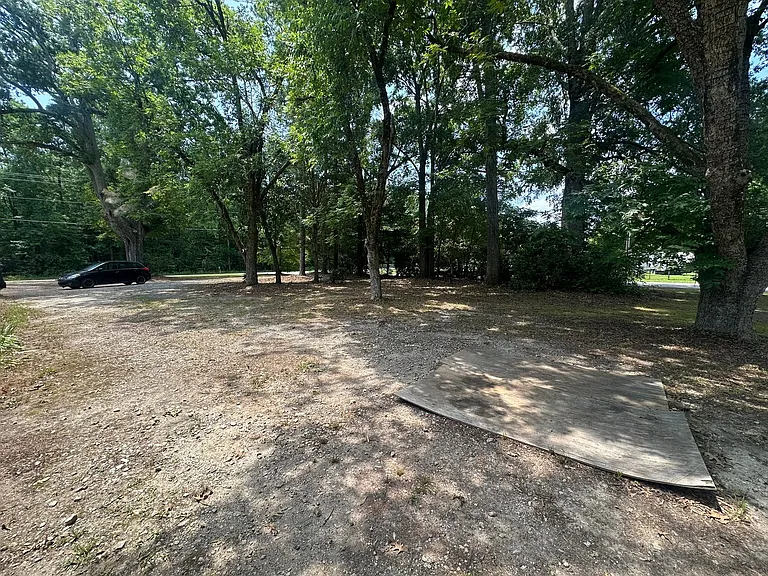 306 Chinquapin Rd — Photo 9