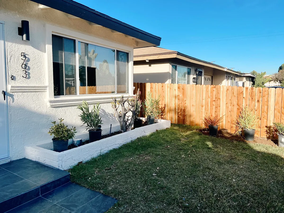Building Photo - 563 Madrona St